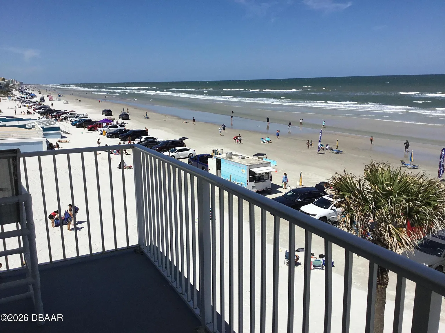 3 bed, 2.0 bath, 1240 sqft, $6,300 — Photo 1