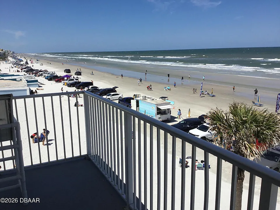 1571 S Atlantic Ave #310