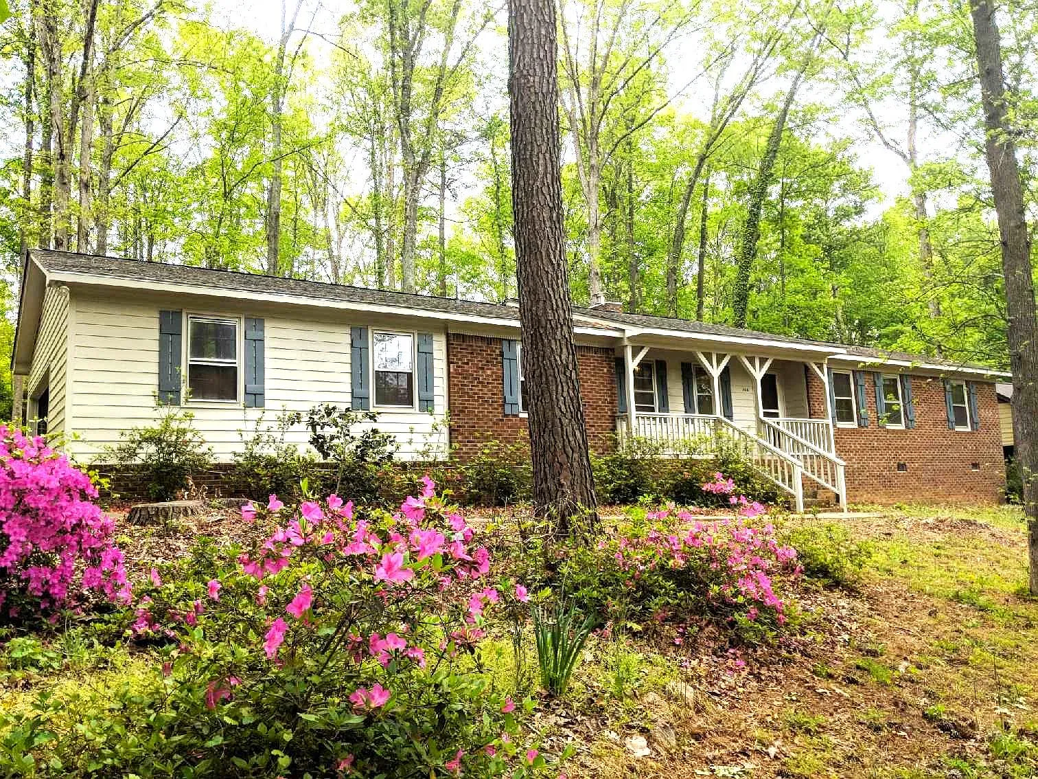 3 bed, 1634 sqft, $1,795 — Photo 1