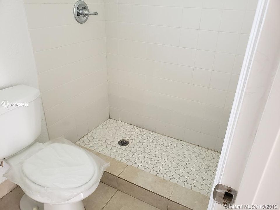 2nd image of 2929 NW 88th St APT 4