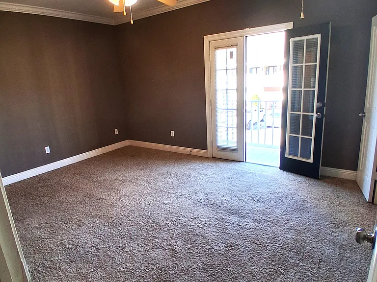 2105 Belle Pointe Aly — Photo 19