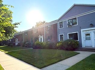 218-07 73rd Ave, Queens, NY 11364
