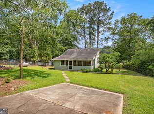 604 Jackson Lake Inn Rd, Jackson, GA 30233