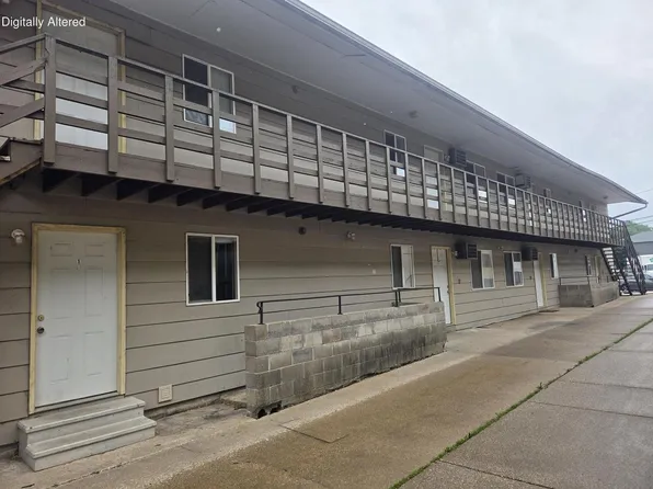 1014 Pine STREET, La Crosse, WI 54601