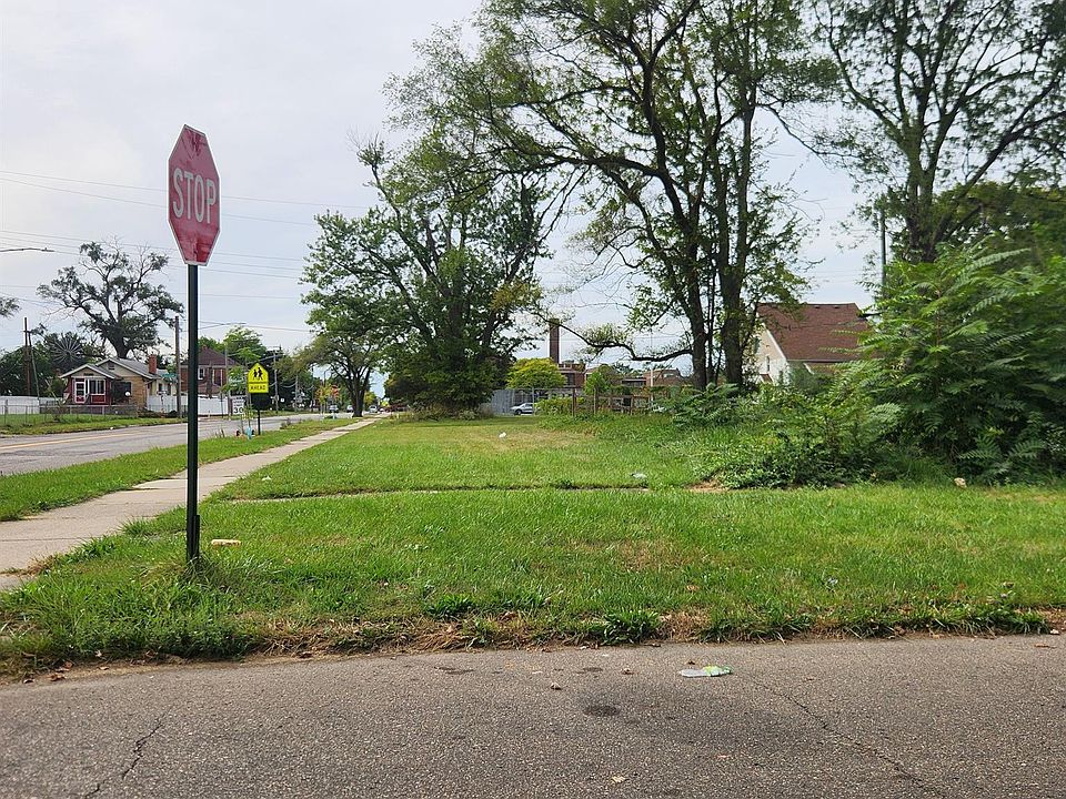 2nd image of 12603 Northlawn St