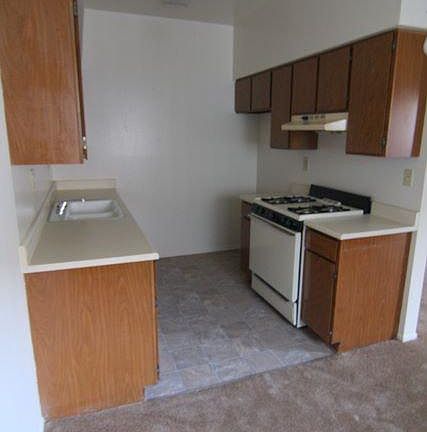 5th image of 270 W Elmwood Ave APT N