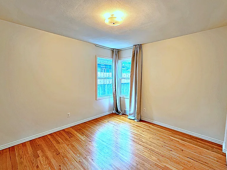 8048 SE Ellis St — Photo 13