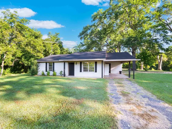 1059 N Highway 79, Carthage, TX 75633