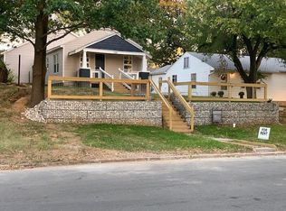 1105 N Garfield Ave W, Sand Springs, OK 74063