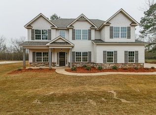 701 Mountain View Rd, Hamilton, GA 31811