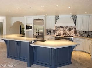 23 Quail Hollow Dr, Henderson, NV 89014