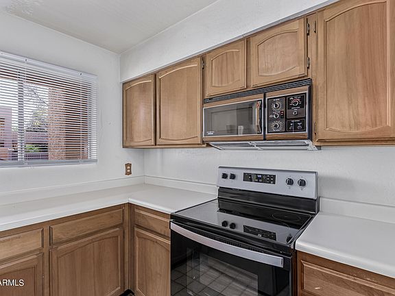 3rd image of 7494 E EARLL Drive #204