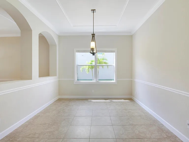 12101 SW Aventino Dr — Photo 11
