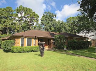 2001 Tickner St, Conroe, TX 77301