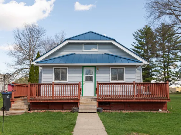 116 N Charles St, Westfield, WI 53964