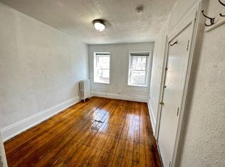 19 S Russell St APT 9A, Boston, MA 02114