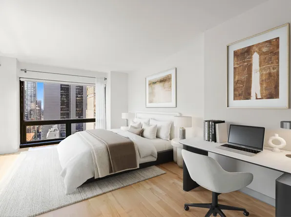 721 5th Avenue 30-H image 1 of 8