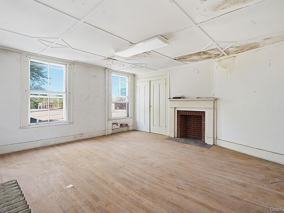 4th image of 95 Cannon Street