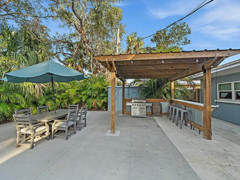 2857 Novus St — Photo 4