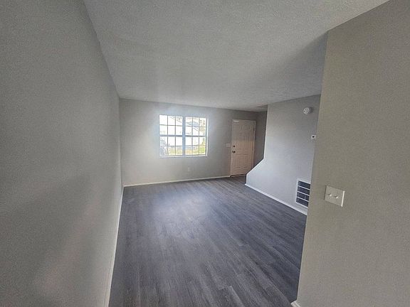 4th image of 612 E Pine St APT 1