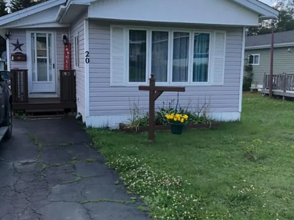 20 Gray Avenue, Gander, NL A1V1Y3