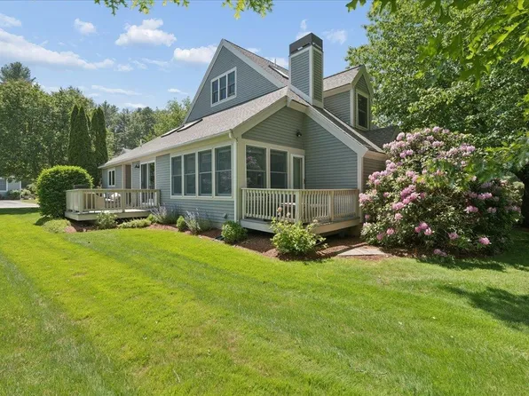 110 Hawthorne Village Road, Nashua, NH 03062