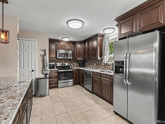 3rd image of 15860 Elmira Street