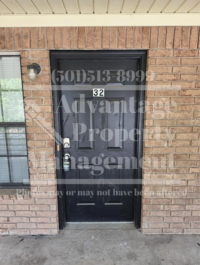 1 bed, 1.0 bath, 722 sqft, $725 — Photo 1
