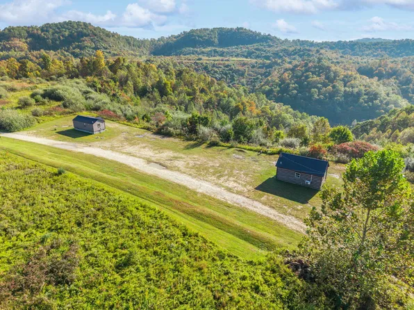 320 Paradise Lane Soft, Leburn, KY 41831