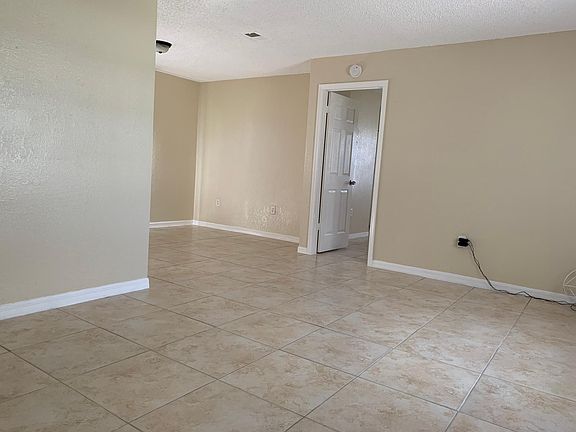 4th image of 432 Bar Ct