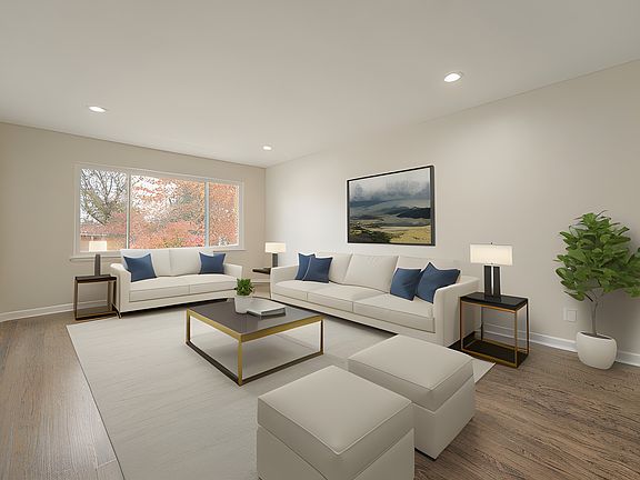 4th image of 717 Sibley Blvd