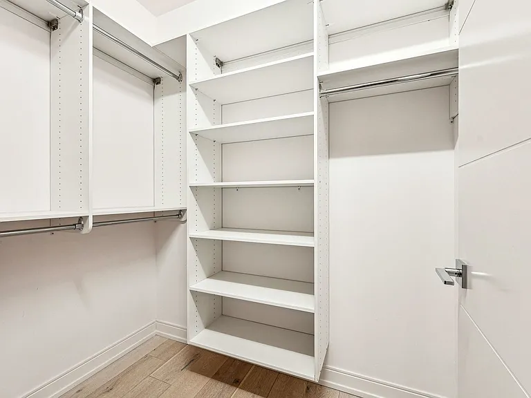 223 W Lake St #2S — Photo 3