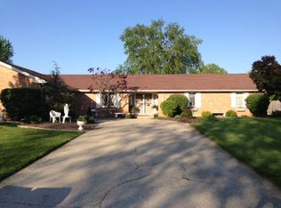 2336 Discovery Dr, Anderson, IN 46017