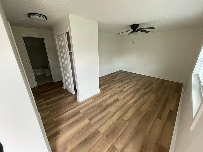 1855 Tanis Dr — Photo 11