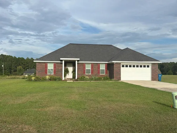 1082 Stokley Ct, Atmore, AL 36502
