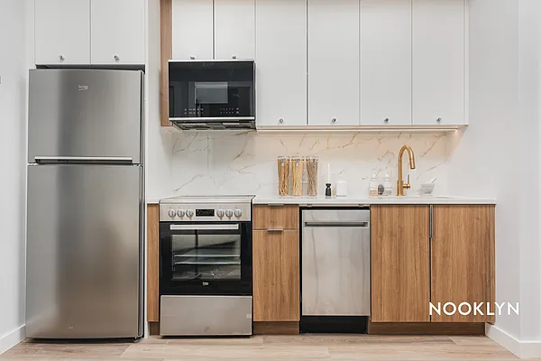Rented by Nooklyn NYC LLC | media 2
