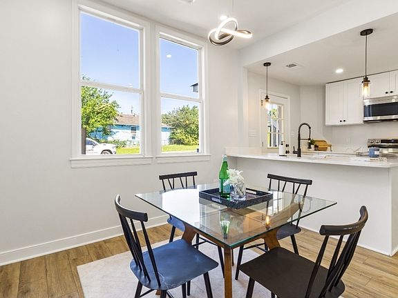 5th image of 615 S Adams St #1