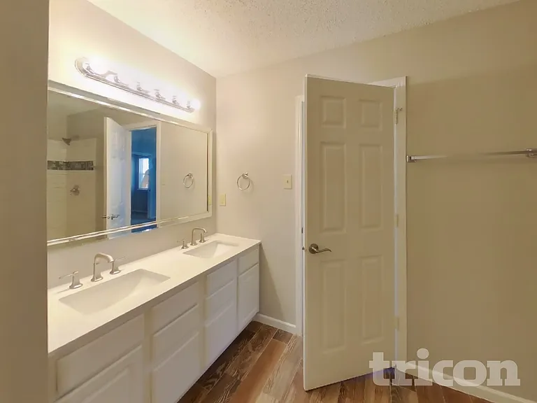 9822 Orange Blossom Trl — Photo 11