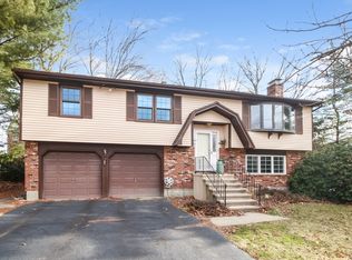 295 Deerfield Dr, Stratford, CT 06614
