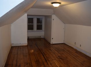206 4th St, Brookings, SD 57006