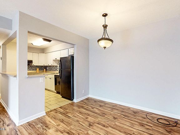 5th image of 7052 Wildwood Cir APT 108