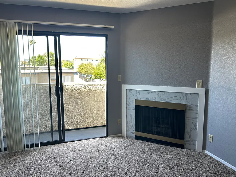 8731 De Soto Ave — Photo 22