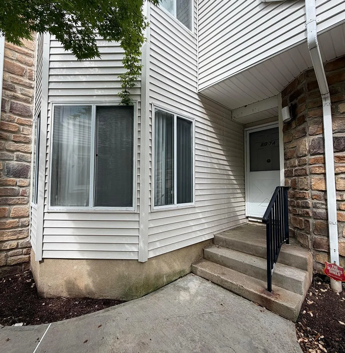 2 bed, 2.5 bath, $2,800 — Photo 1