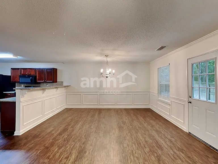 364 Hidden Creek Ln — Photo 6