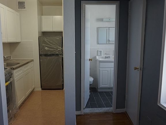 4th image of 6645 Broadway APT 7G