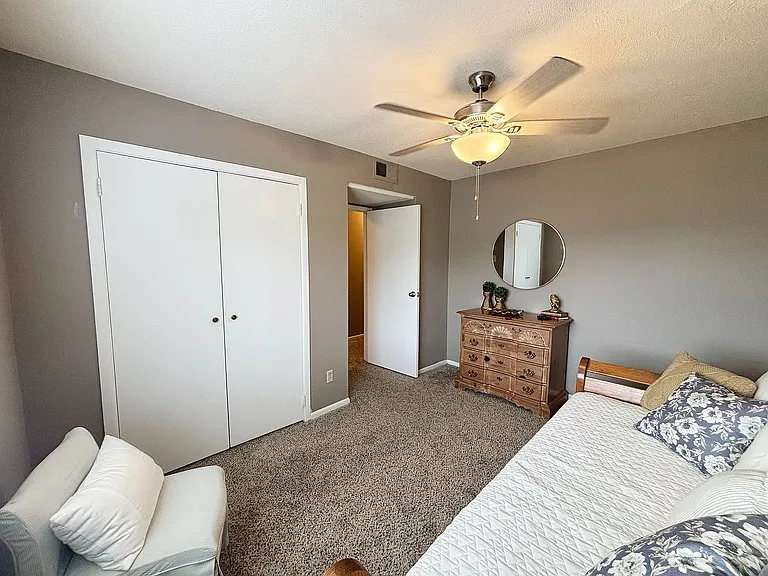 Riverbend - Bedroom 2