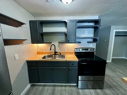 316 Scarsdale Cir #1A Photo 1