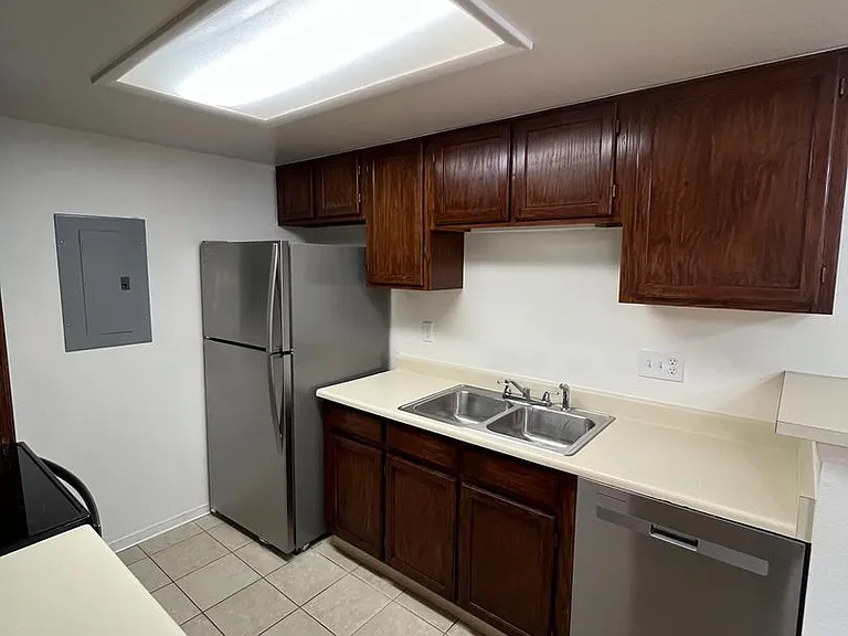 18195 E Ohio Ave #201 — Photo 7