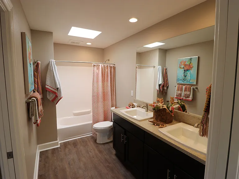 Ramblewood Apartments — Photo 54