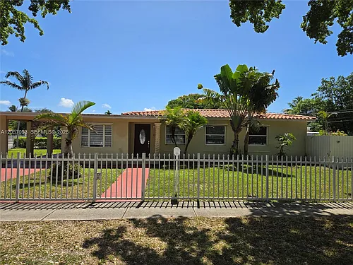 12975 NW 16th Ave Photo 1